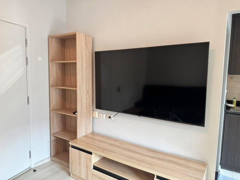 📣ให้เช่า คอนโดยูนิโอเสรีไทย 7,500 บาท**มีเครื่องซักผ้า พร้อมเข้าอยู่