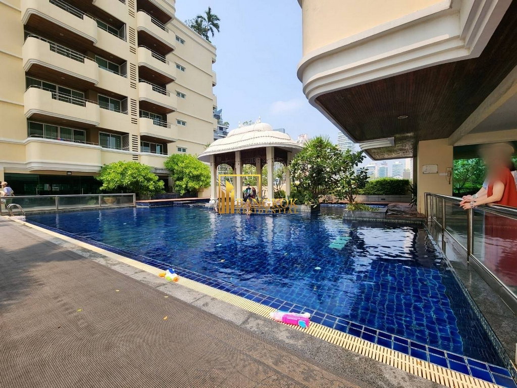 รูป Gorgeous 4 Bed Duplex Serviced Apartment in Phrom Phong - BR7102SA - รูปที่ 50/67