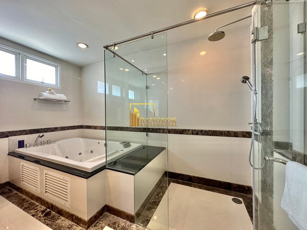 รูป Gorgeous 4 Bed Duplex Serviced Apartment in Phrom Phong - BR7102SA - รูปที่ 27/67