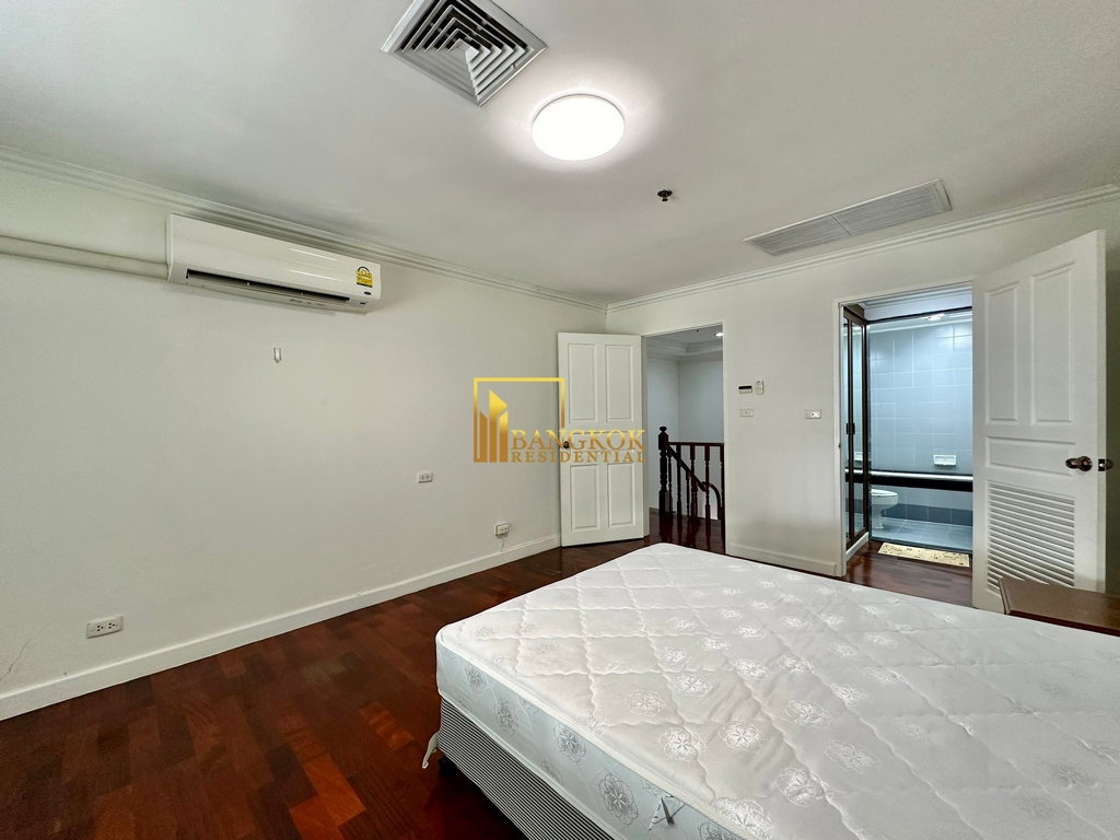 รูป Le Raffine 24 | Exquisite 4 Bedroom Duplex Condo in Phrom Phong - BR18619CD - รูปที่ 22/55