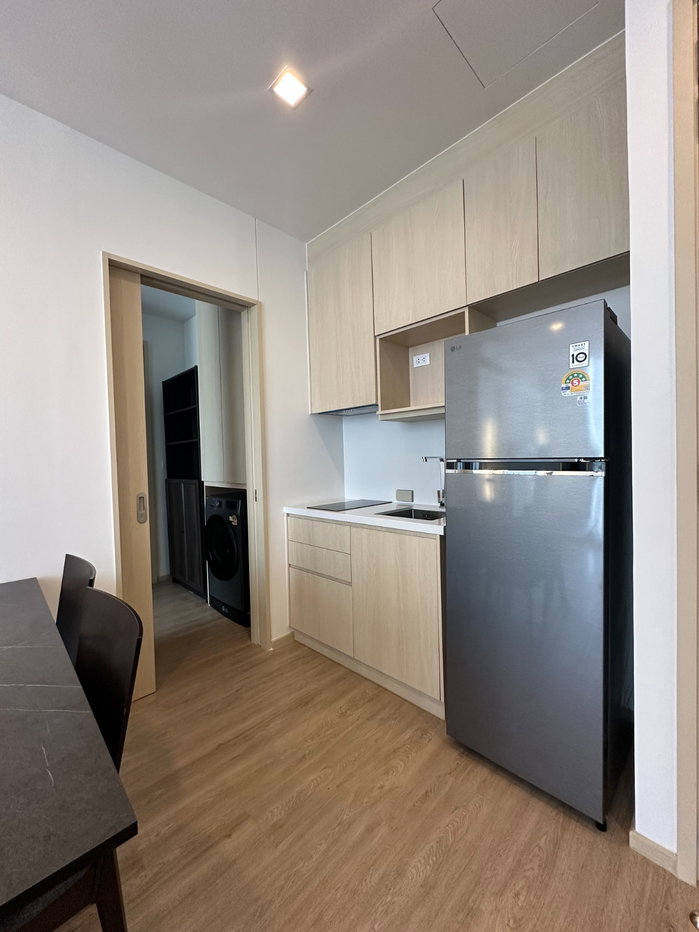 picture ✨ Noble State 39 | High-Floor Unit with Emsphere View – Ready to Move In! ✨ - 4/10