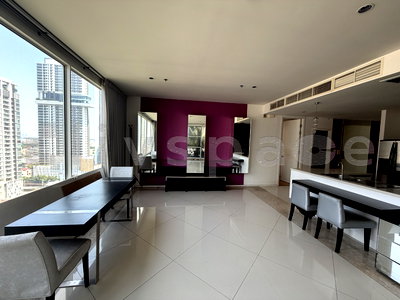 Condos for sale : ▚ LI150ツ FOR SALE: The Empire Place 2BR 104.22sqm. 16M ✨ Rare Unit Position, Meticulously Maintained, Price Negotiable! 🏙️