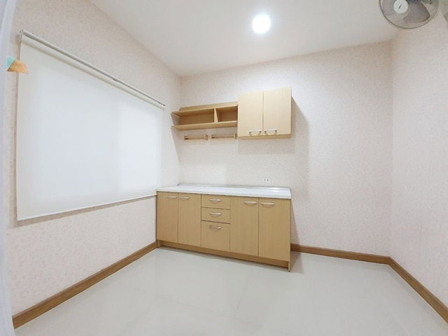 รูป 4แอร์ ปิ่นเกล้า-จรัญสนิทวงศ์ ทาวน์โฮม2 ชั้น 3นอน MRT บางบำหรุ ตลาดครอบครัว บางกรวย 300ม. กฟผ. 2.14 กม. สะพานพระราม7 บ้าน - รูปที่ 5/8