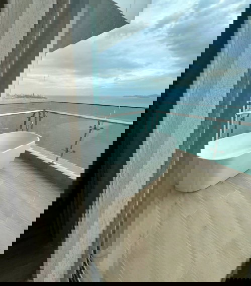 รูป FQ🗺️KT0258🏖️2ห้องนอน 88.8ตรม ชั้น44🌊วิวทะเล🤵ลิฟท์ส่วนตัว🦀AROM Wongamat อารมณ์ วงศ์อมาตย์ พัทยาเหนือ - รูปที่ 5/11