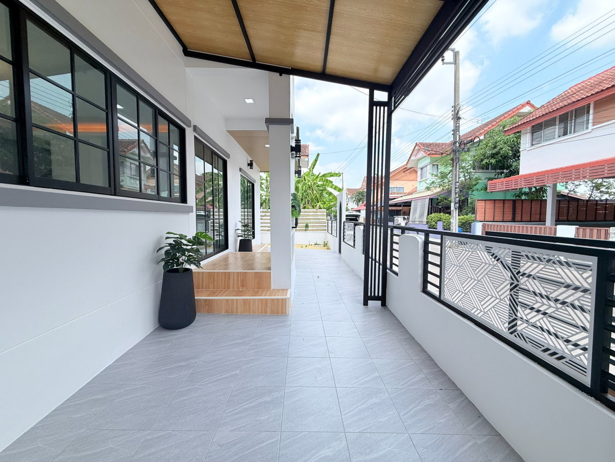 รูป บ้านเดี่ยวหลังใหญ่ แต่งใหม่ทั้งหลัง หมู่บ้าน ประภาวรรณโฮม ถนนบึงขวางซอย6 มีนบุรี ใกล้รถไฟฟ้า มีเฟอร์ฯพร้อมอยู่ - รูปที่ 10/39