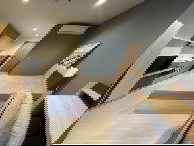 รูป ✅ ให้เช่า Life Asoke Rama 9    | 17,000บาท | Studio  27 ตร.ม.📲 📲 Line : 0842932624 / Junesone520 - รูปที่ 10/15