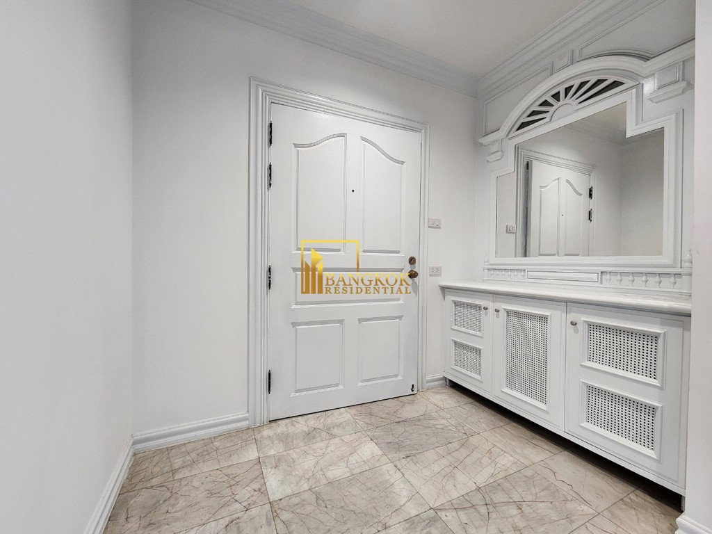 รูป Renovated 3 Bedroom Luxury Apartment For Rent in Asoke - BR20929AP - รูปที่ 4/48