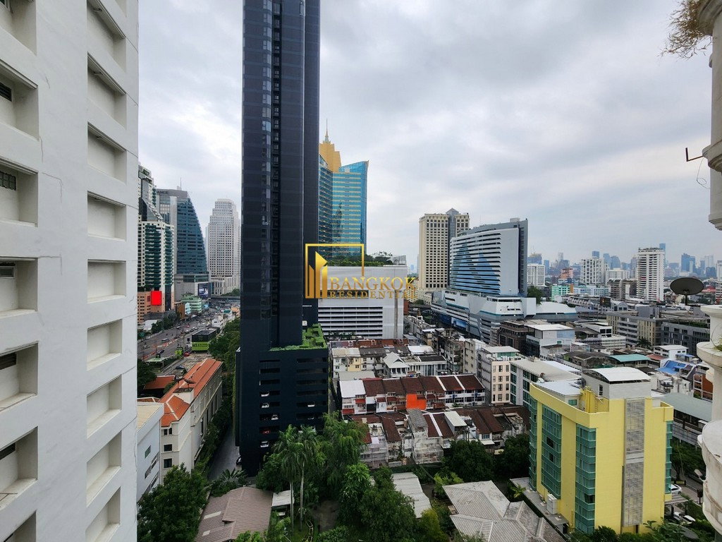 รูป Renovated 3 Bedroom Luxury Apartment For Rent in Asoke - BR20929AP - รูปที่ 36/48