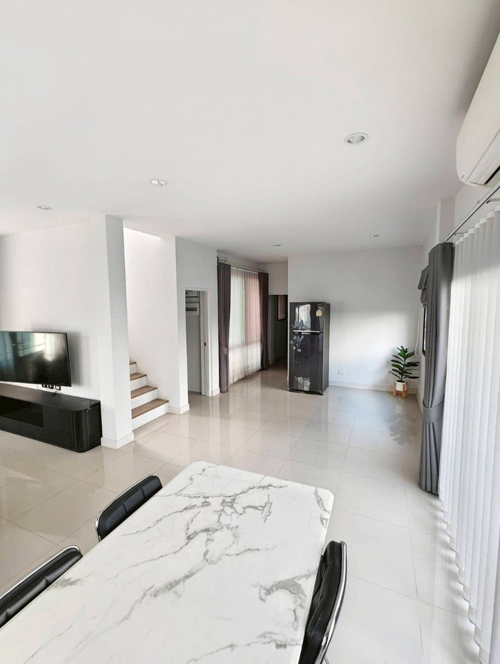 รูป 🏡✨ ขายและปล่อยให้เช่า บ้านแฝด 2 ชั้น โครงการ Grande Pleno วัชรพล–สุขาภิบาล 5 3 ห้องนอน 4 ห้องน้ำ 🐶 - รูปที่ 5/12