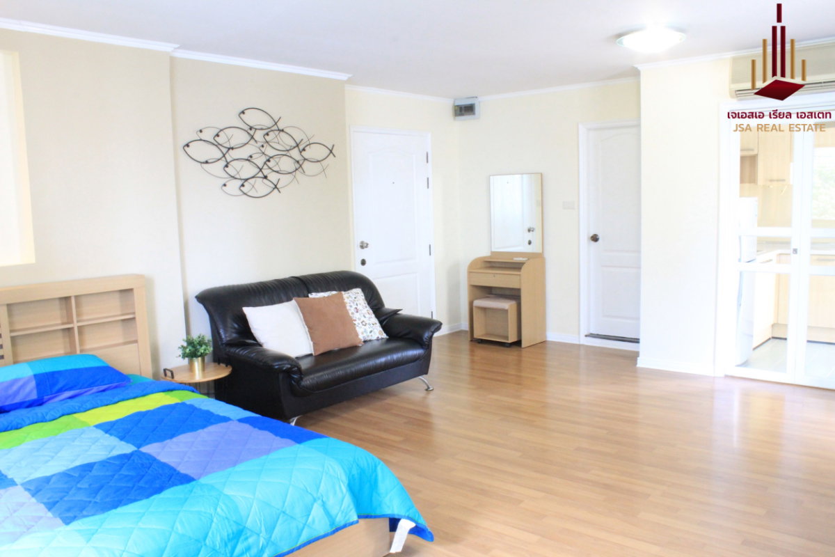 picture ✨ For Sale : Lumpini Place Narathiwas 24 Condo ✨  💰 Only 2,500,000 THB - 3/5