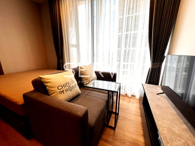 Condos for rent : 1 Bed Large Room City view Fully Furnished Good Location Close to BTS Ari station 220 m. @ Noble Around Ari