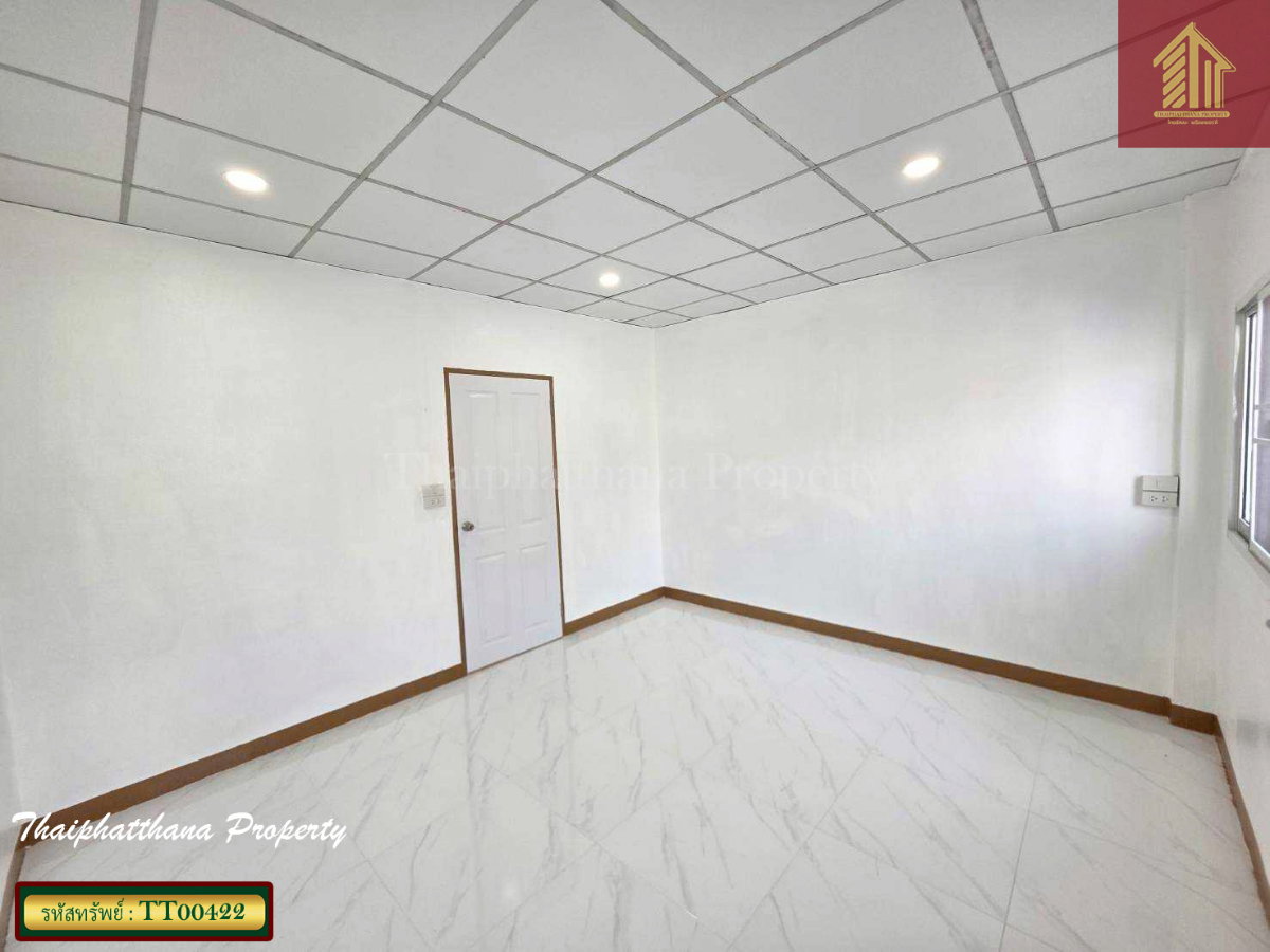 รูป ขายทาวน์เฮ้าส์รีโนเวทใหม่ หมู่บ้านทรัพย์ดินทอง เทพารักษ์ บ้านสวย พร้อมอยู่ - รูปที่ 5/12