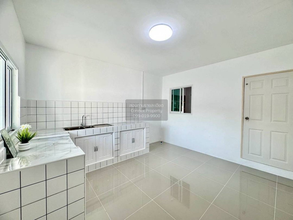 รูป ขายทาวน์เฮ้าส์/ทาวน์โฮม  มนรดา 1 รีโนเวทใหม่ บางบัวทอง บางบัวทอง นนทบุรี CX-151591 ✅ ทักไลน์ @connexproperty ตอบทันที ทีมงานมืออาชีพ ✅ - รูปที่ 11/12