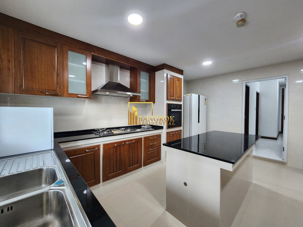 รูป Renovated 3 Bedroom Luxury Apartment For Rent in Asoke - BR20929AP - รูปที่ 17/48