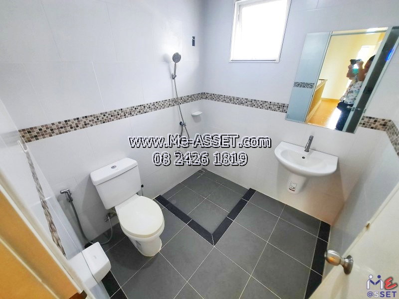 รูป [ด่วน] ทาวน์โฮมหลังมุม 2 ชั้น พื้นที่ใหญ่ 40.2 ตร.วา อยู่สบาย เงียบสงบ ร่มรืนมากกกก โซนคลองพระอุดม ลาดหลุมแก้ว - รูปที่ 16/28