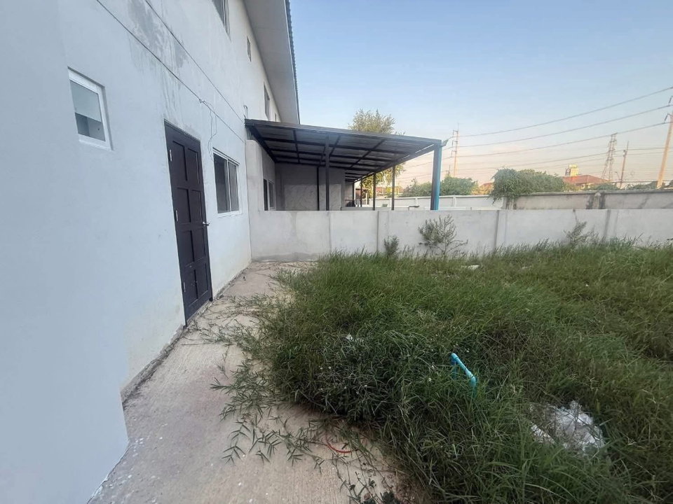 รูป ทาวน์เฮาส์ใจกลางพัทยา 47ตารางวา 3นอน2น้ำ ใกล้ตลาดไร่วนาสินธ์ ซ.สยามคันทรี่ - รูปที่ 4/7