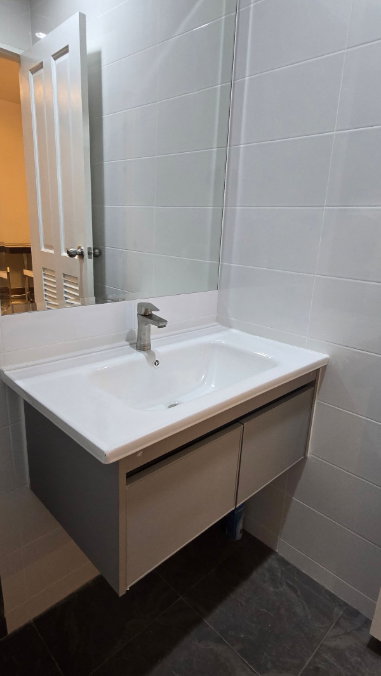 รูป ห้องใหญ่ ใช้ชีวิตสบาย แยกโซนชัด + มี 2 ห้องน้ำ🏡 The Complete Rajprarop | ชั้น 14 - รูปที่ 6/32