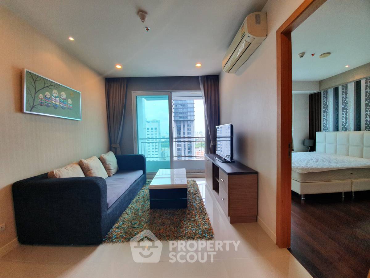 picture 1-BR Condo at Circle Condominium near MRT Phetchaburi (ID 515675) - 4/10