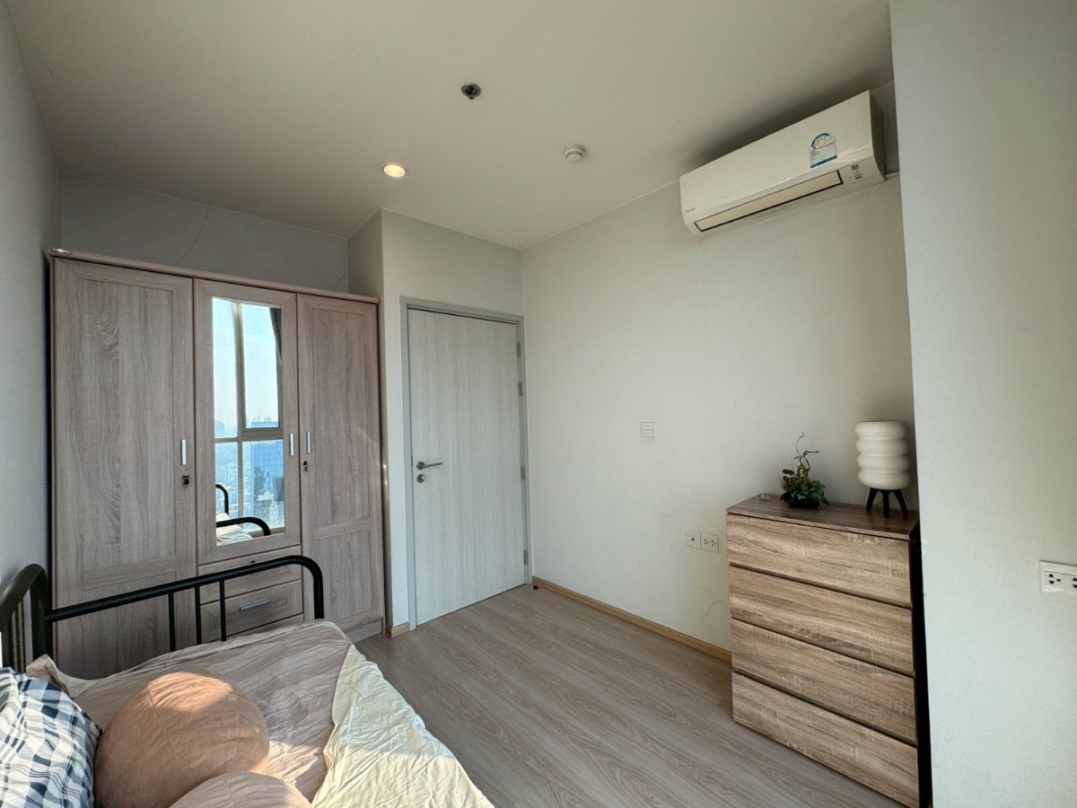 รูป 🏢 For Rent: Noble Revolve Ratchada 2 - รูปที่ 14/16