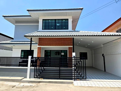 บ้านเดี่ยว กรุงเทพมหานคร : บ้านเดี่ยวหลังมุมใน ตกแต่งรีโนเวทใหม่ หมู่บ้านเอกกวิน ถนนเลียบคลองสอง4 ทำเลดี ฟังก์ชั่นบ้านดีมาก