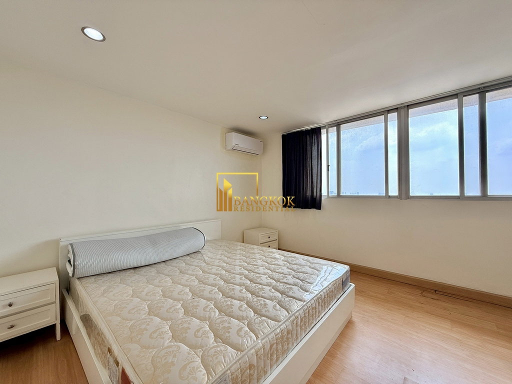 picture Tai Ping Tower | Affordable 3 Bedroom Condo in Ekkamai - BR4448CD  - 10/28