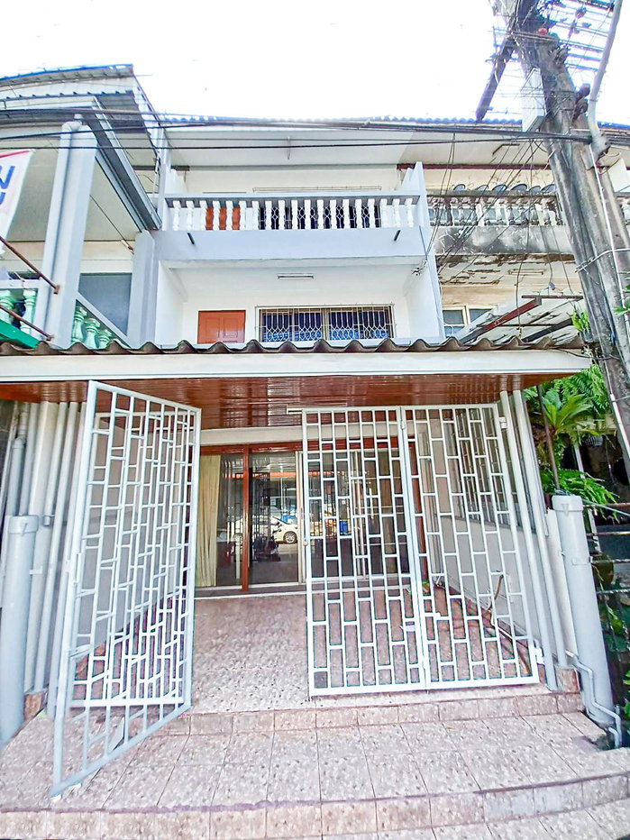 รูป ขาย  ทาวน์เฮาส์ 3 ชั้น ม.ธนะสิน  ถนนหลัก  นวมินทร์68  ทำเลค้าขาย บึงกุ่ม ใกล้ตลาดปัฐวิกรณ์ - รูปที่ 1/22