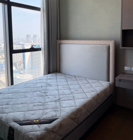 รูป 💼 Luxury Condo for Sale | Sathorn | Perfect Home for City Professionals | Near BTS Surasak | 22,900,000 THB -; LTH14965 - รูปที่ 2/6