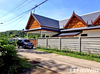 Houses for sale Thalang Phuket : 3 Bedroom Villa for sale in Choeng Thale, Phuket  6177521