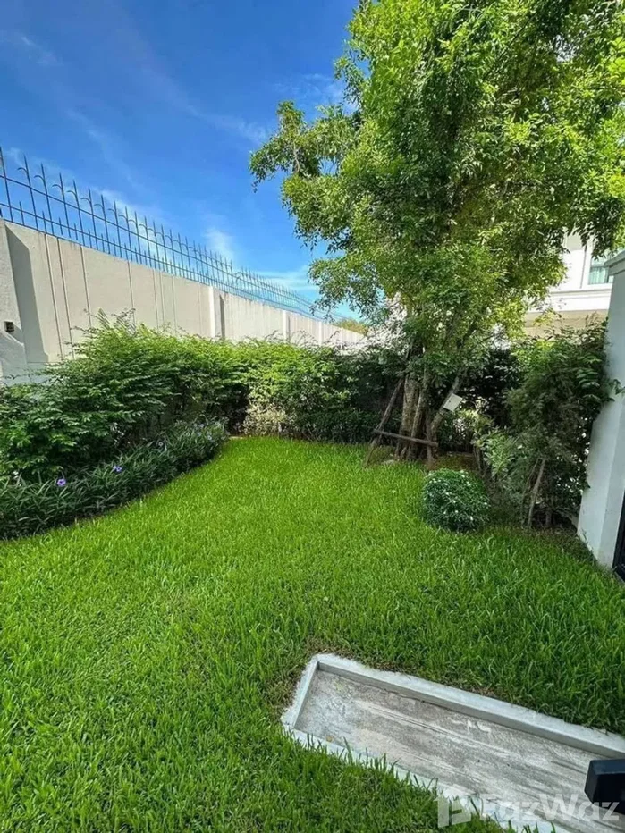 รูป ทาวน์เฮ้าส์ให้เช่า 4 ห้องนอน ในโครงการ Setthasiri Pattanakarn 6173340 - รูปที่ 2/11