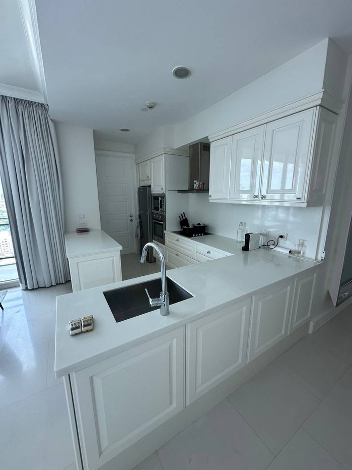 picture Royce Private Residence 2Bedroom For Rent - 5/43