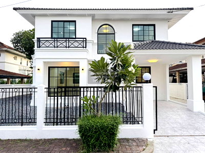 Houses for sale Samut Prakarn : For Sale House , Mantana 2 Srinakarin , newly renovated , Bang Kaeo , Bang Phli , Samut Prakarn , CX-151661 ✅ Live chat with us ADD LINE @connexproperty ✅