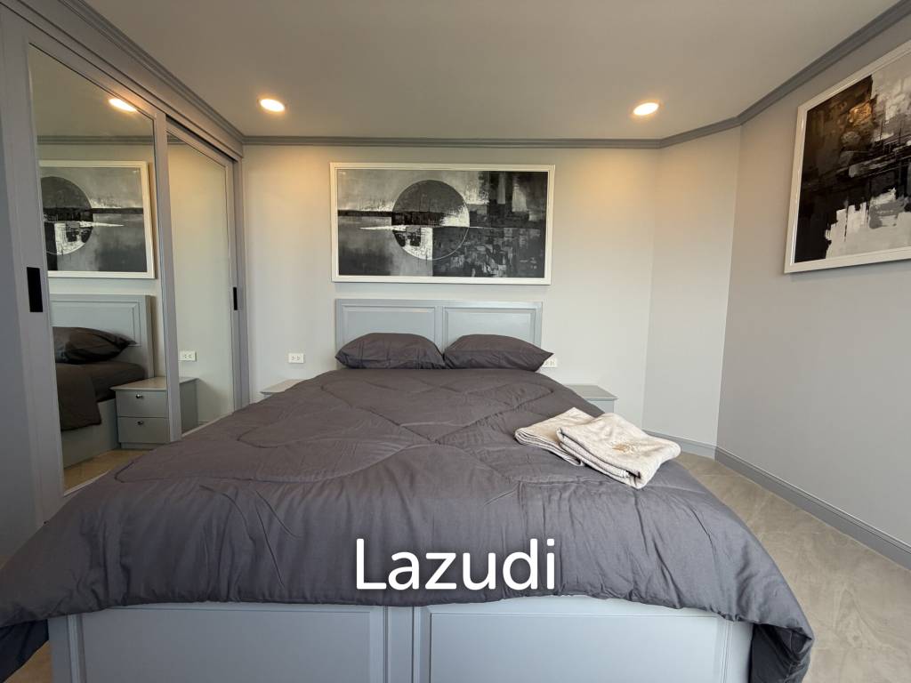 picture Newly Renovated 2-Bedroom Grandview Jomtien - 10/25