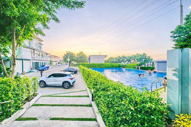 รูป Home Office 3ชั้น โฮมออฟฟิศ 5นอน 250ตร.ม.กฟผ พระราม7 จรัญสนิทวงศ์ บางกรวย เซนทรัลปิ่นเกล้า 2.62 กม. 4น้ำ 22ตร.ว. - รูปที่ 2/8