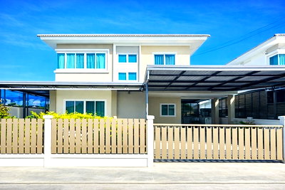 เช่าบ้านเดี่ยว เทสโก้โลตัส ลพบุรี : แม็คโคร ลพบุรี 1กม. บ้านเดี่ยว 2ชั้น 3นอน โฮมโปร ลพบุรี 1.4กม. 3 น้ำ ใกล้ไปรษณีย์ 57 ตร.ว. 230 ตร.ม.