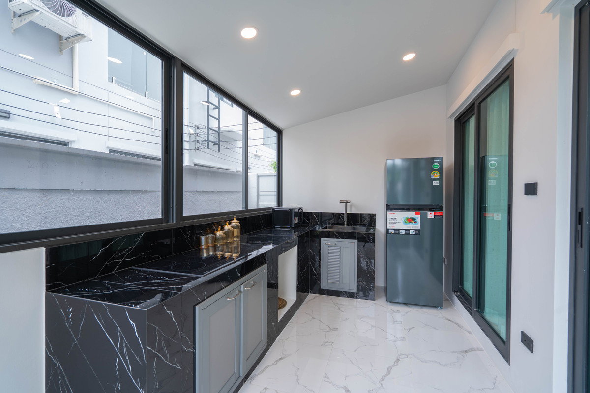 รูป WS7124 ✨ 89 Residence Ratchada–Rama 9 | บ้านหรู 4 ชั้น ใกล้ MRT ศูนย์วัฒนธรรม เช่าเพียง 120,000 บ./เดือน - รูปที่ 15/17