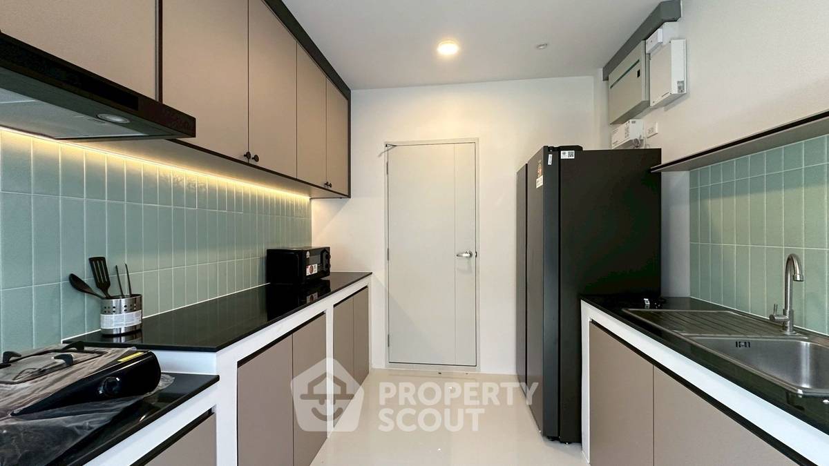 รูป บ้าน 4-ห้องนอน ที่ เซนโทร บางนา กม.7 ใน บางแก้ว (ID 2802499) - รูปที่ 9/29