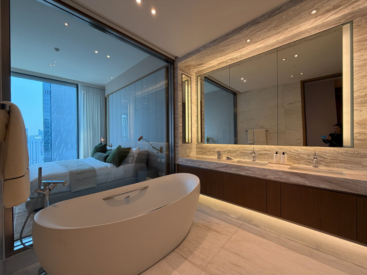 รูป Scope Langsuan: Fully Furnished 2 Bedroom 2 Bathroom Special Offer 99 MB. - รูปที่ 7/15