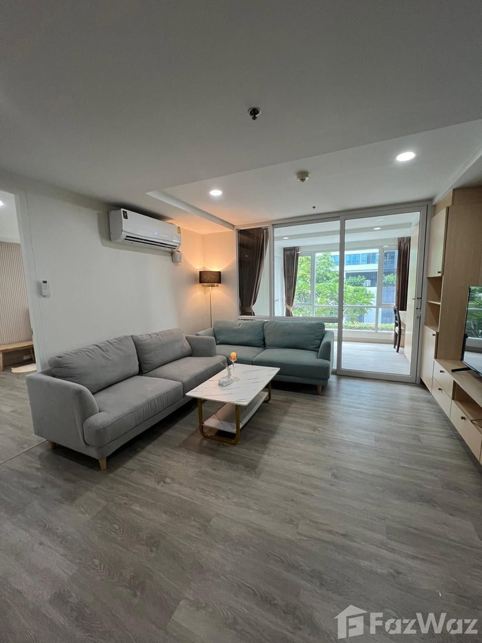 picture 2 bedroom condo at trendy condo 2000085 - 1/15