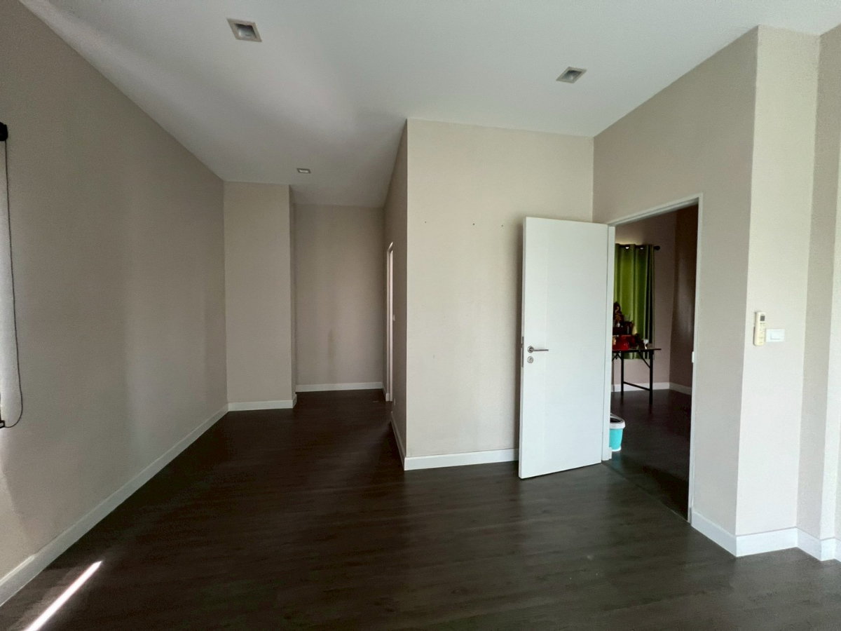 รูป Bangkok Boulevard Srinakarin-Bangna - รูปที่ 9/14