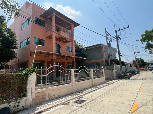 รูป ขายโฮมออฟฟิศ 3 ชั้น 75 ตรว. ฟีนิกซ์ปาร์ค ซอย 2 (ซ.ไอยรา 28) ต.คลองสอง อ.คลองหลวง จ.ปทุมธานี ราคา 6,800,000 บาท - รูปที่ 5/28
