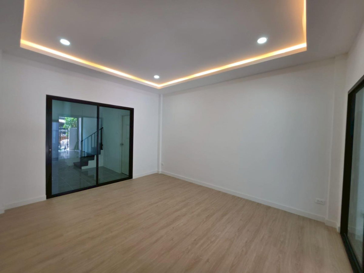 รูป หมู่บ้านตะวันนา ทาวน์เฮ้าส์ 2 ชั้น ตกแต่งใหม่ พร้อมอยู่ ซอยจตุโชติ 12 ใกล้ทางด่วนจตุโชติ สายไหม ออเงิน - รูปที่ 14/30