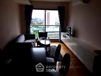 เช่าคอนโด BTS พร้อมพงษ์ : คอนโด 2-ห้องนอน ที่ เอช สุขุมวิท 43 ใกล้ BTS พร้อมพงษ์ (ID 2503774)