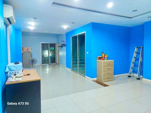 รูป ประเวศ ตลาดเอี่ยมสมบัติ 2 กม. อ่อนนุช สุขุมวิท77 ทาวน์โฮม 3ชั้น 3นอน 3น้ำ วัดกระทุ่มเสือปลา 20ตร.ว. ARLบ้านทับช้าง 900ม. 230ตร.ม. - รูปที่ 2/5