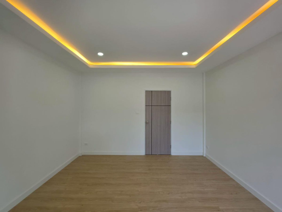รูป หมู่บ้านตะวันนา ทาวน์เฮ้าส์ 2 ชั้น ตกแต่งใหม่ พร้อมอยู่ ซอยจตุโชติ 12 ใกล้ทางด่วนจตุโชติ สายไหม ออเงิน - รูปที่ 26/30