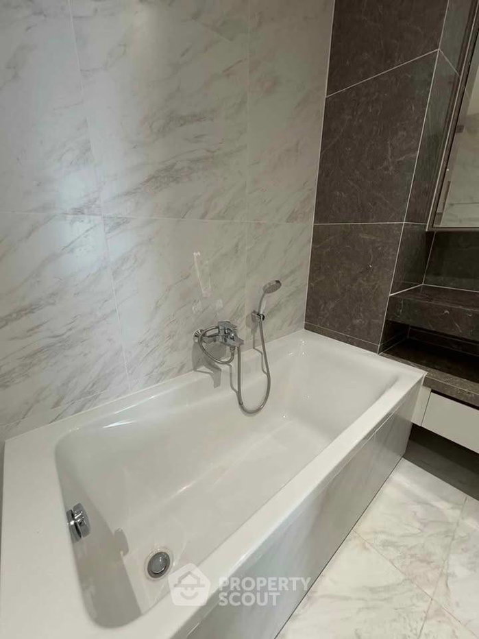 รูป คอนโด 2-ห้องนอน ที่ ฟินน์ อโศก ใกล้ BTS อโศก (ID 2799589) - รูปที่ 8/14