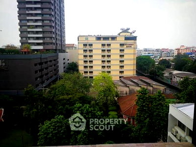Condos for rent Phaya Thai School : 3-BR Condo at Pathumwan Place Condominium near BTS National Stadium (ID 2799813)