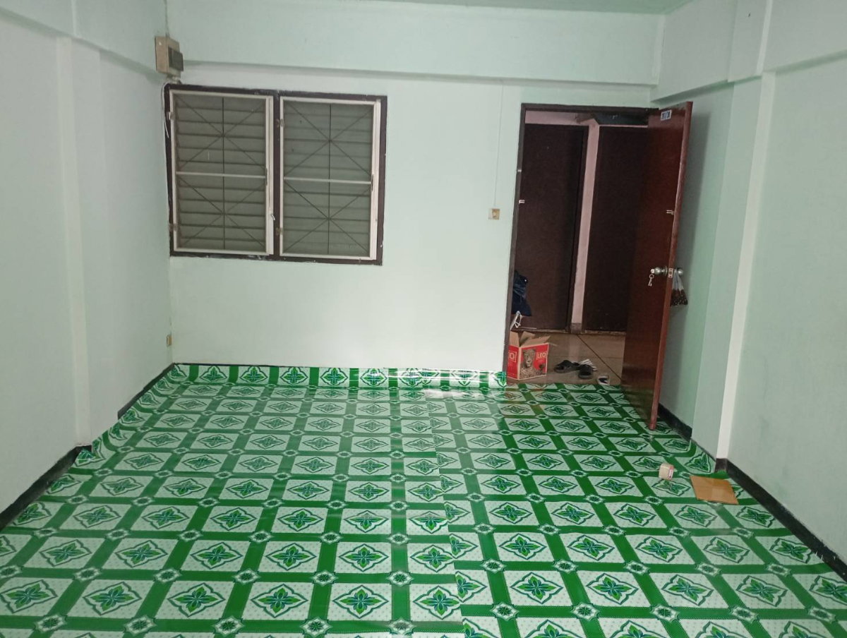 รูป ว่างให้เช่า ทุ่งครุ่ ประชาอุทิศ33 มีระเบียง เลี้ยงสัตว์ได้ 1,500รวมส่วนกลาง - รูปที่ 1/5