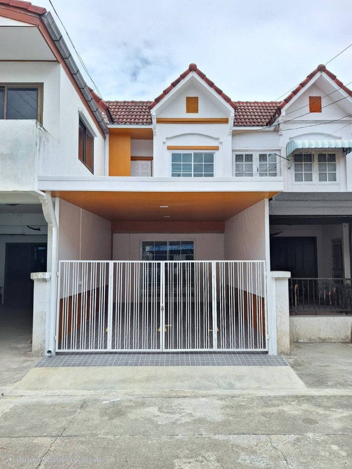 รูป กรุงทอง สายไหม 33 เริ่มต้นชีวิตครอบครัว กับบ้านหลังแรก บ้านรีโนเวทใหม่  - รูปที่ 1/10