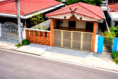 เช่าบ้านเดี่ยว ถนนพุทธมณฑล สาย 3 : บ้านทรงไทย ฟังก์ชันครบ บรมราชชนนี64-70 ศาลาธรรมสพน์ สาย3 บ้านแฝด 2 ชั้น 2 นอน 2 น้ำ ใกล้รร.วัดใหม่ผดุงเขต 25 ตร.ว.ทำเลทวีวัฒนา