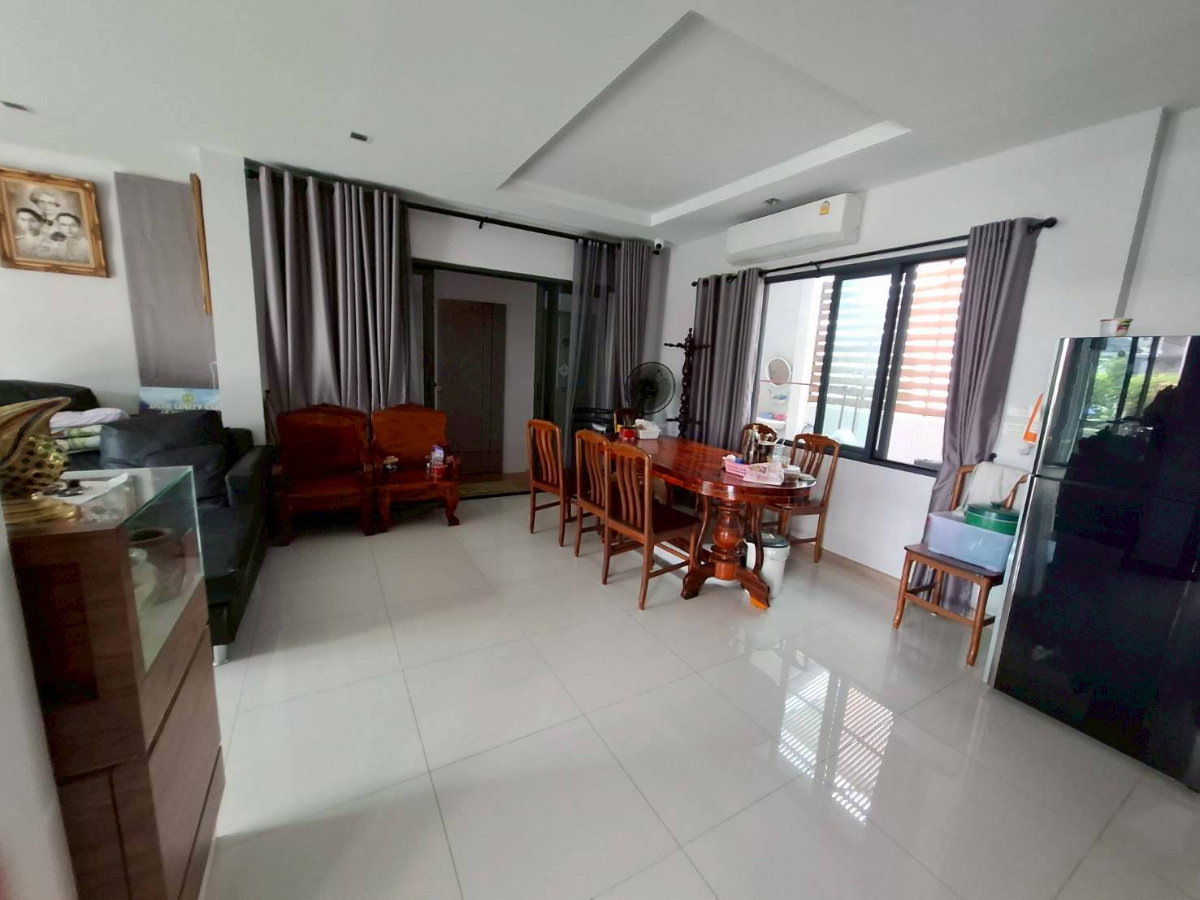 รูป  303AGKI ขาย! ถูกที่สุดในโครงการ บ้านเดี่ยว 2 ชั้น “ซื่อตรงพรีเมียม บางบัวทอง”  - รูปที่ 4/6